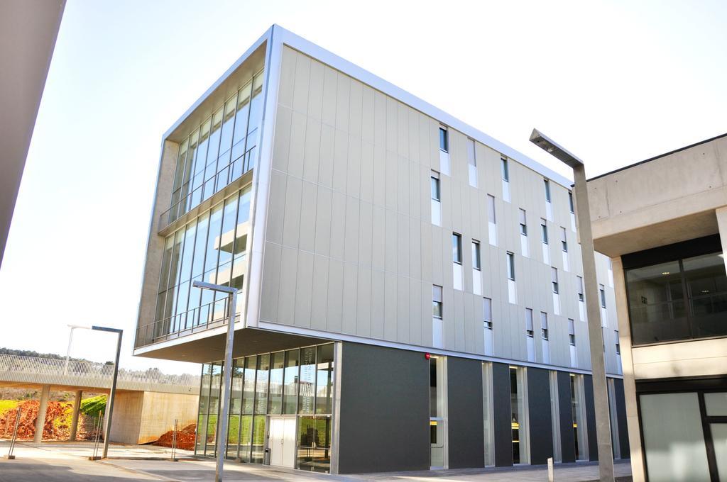 Residencia Universitaria Resa Roberto De Nobili Sant Cugat del Valles Exterior photo
